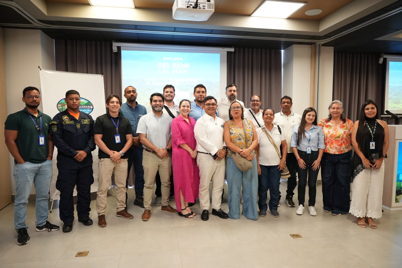 Foto grupal con con los invitados